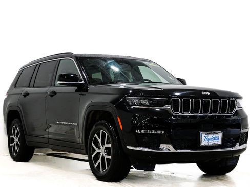 Used 2024 Jeep Grand Cherokee L Limited w/ Luxury Tech Group II image 1