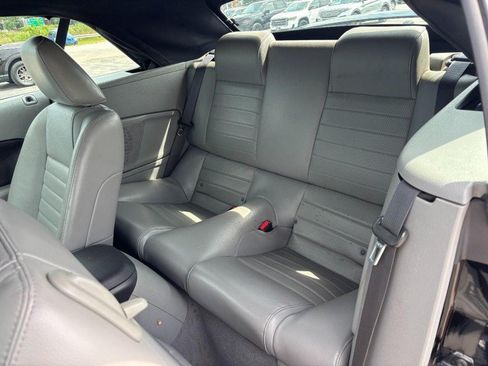 Used 2008 Ford Mustang GT RWD image 13
