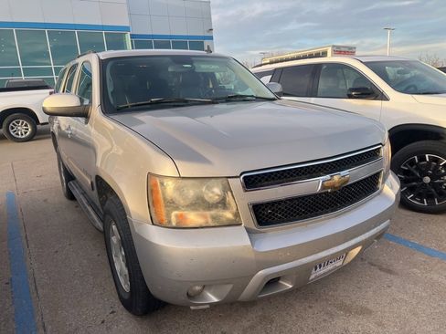 Used 2007 Chevrolet Tahoe LT w/ LT Preferred Equipment Group image 4