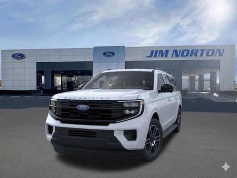 New 2026 Ford Expedition Max Active AWD/4WD image 3