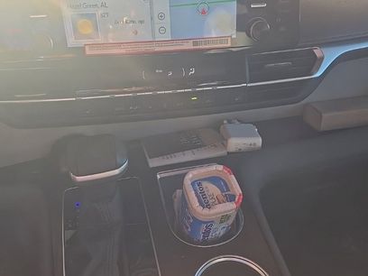 Used 2022 Toyota Sienna XLE