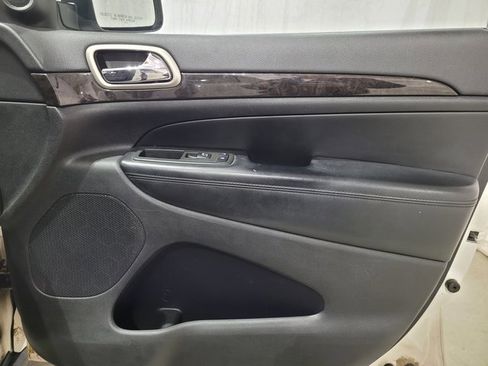 Used 2012 Jeep Grand Cherokee Altitude image 52