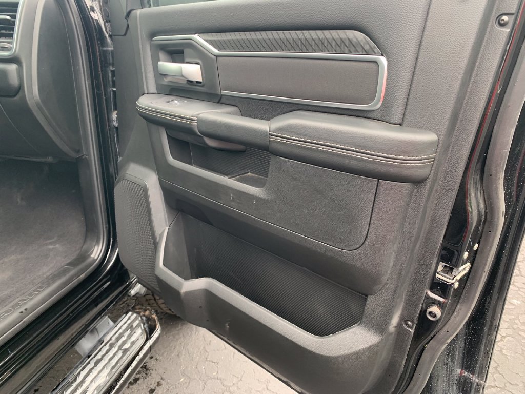 Used 2025 RAM 2500 Big Horn RWD image 11