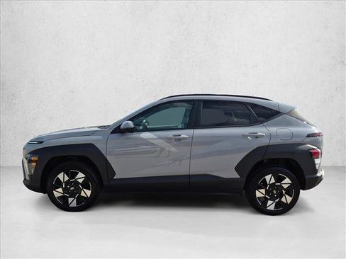 Used 2024 Hyundai Kona SEL w/ Convenience Package AWD/4WD image 9