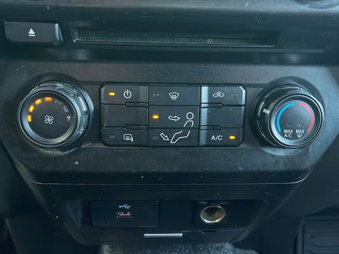 Used 2017 Ford F350 XLT w/ XLT Value Package AWD/4WD image 18