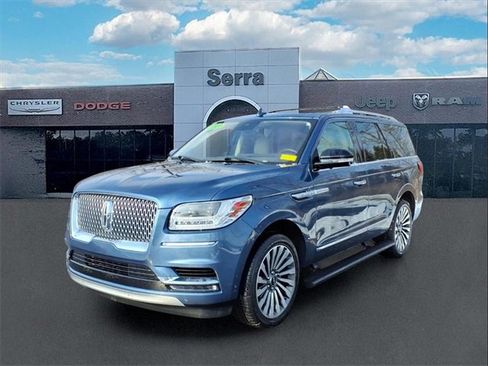 Used 2019 Lincoln Navigator Reserve w/ Cargo Package image 3