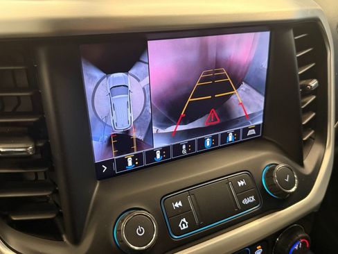 Used 2020 GMC Acadia SLT w/ Premium Package image 13