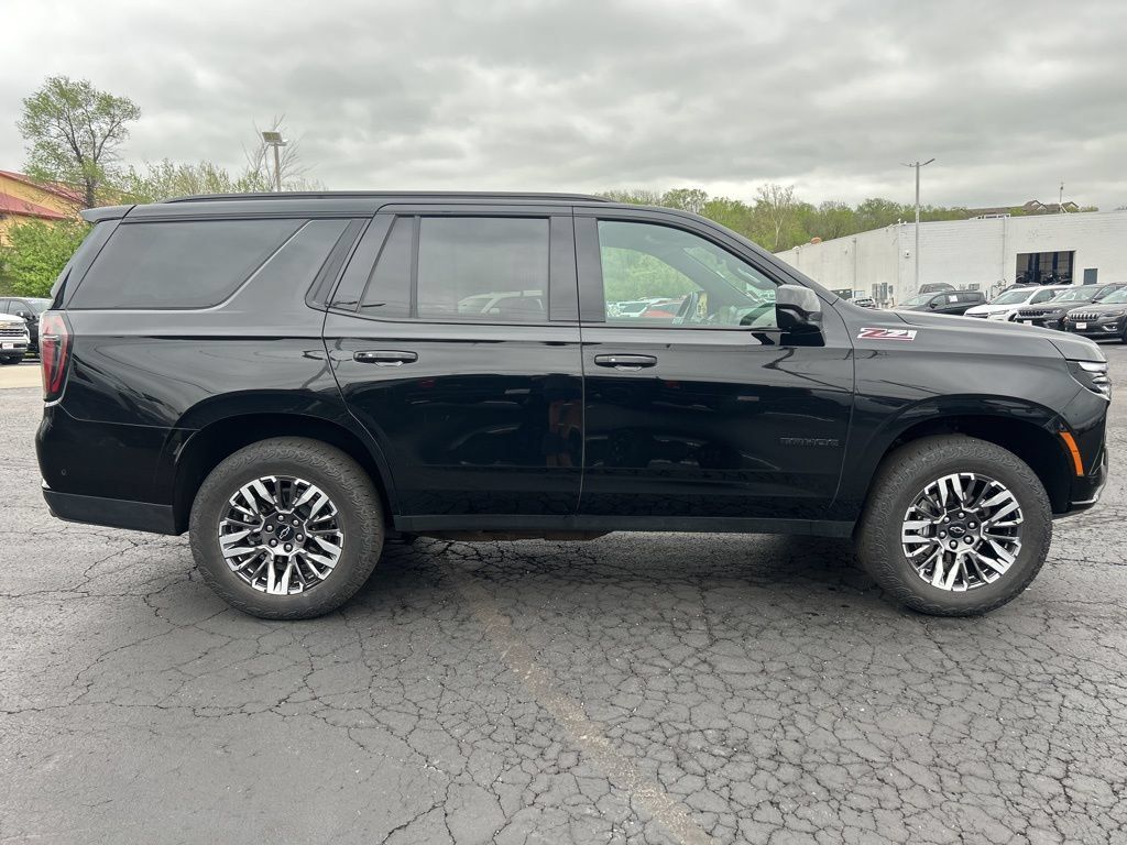 Used 2025 Chevrolet Tahoe Z71 AWD/4WD image 6