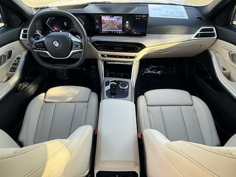 Used 2025 BMW 330i 330i w/ Premium Package image 31