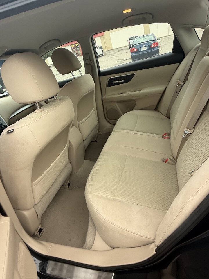 Used 2014 Nissan Altima 2.5 S FWD image 8