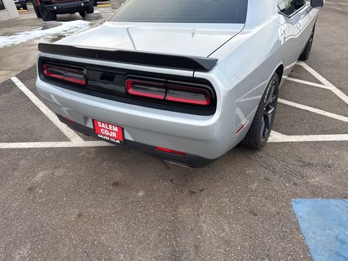 Used 2020 Dodge Challenger R/T w/ Plus Package image 8