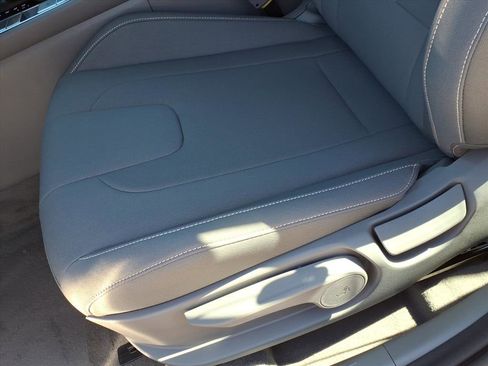 New 2026 Hyundai Elantra SEL Sport image 4