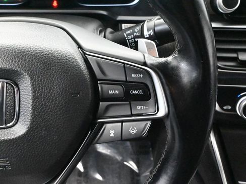 Used 2018 Honda Accord Sport image 26