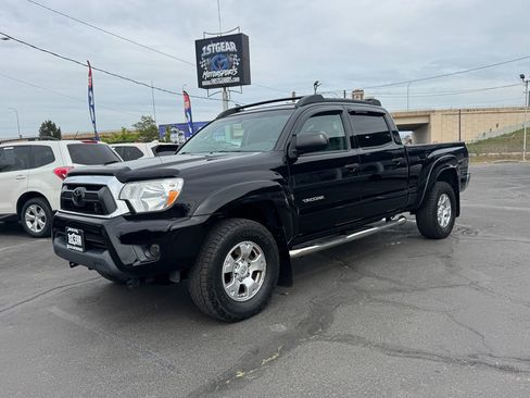 Used 2015 Toyota Tacoma 4x4 Double Cab image 4