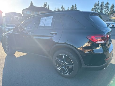 Used 2022 Mercedes-Benz GLC 300 4MATIC image 4