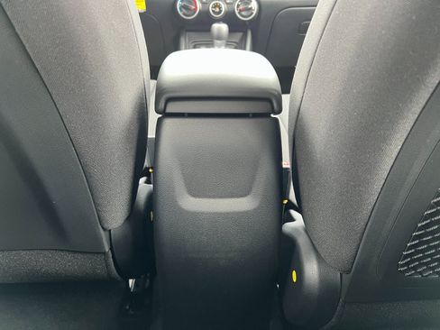New 2026 Hyundai Venue SE FWD image 21