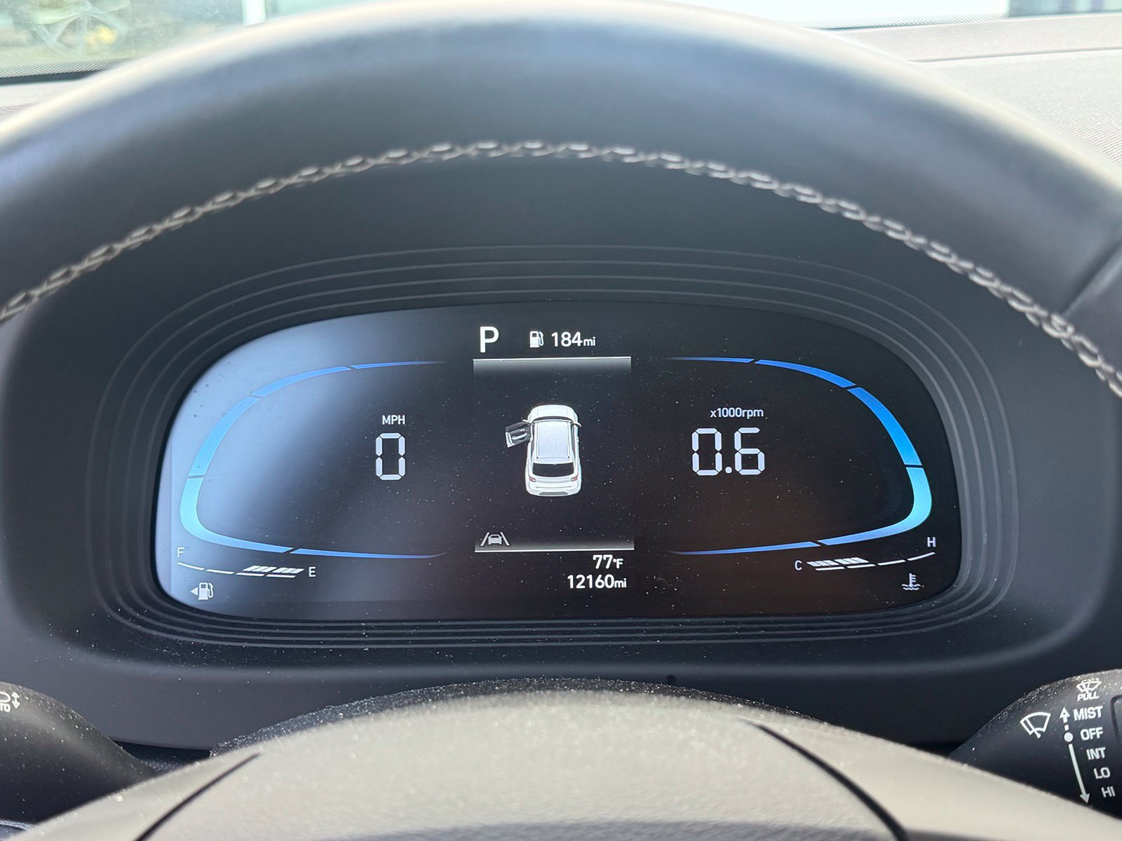 Used 2023 Hyundai Venue SEL FWD image 12