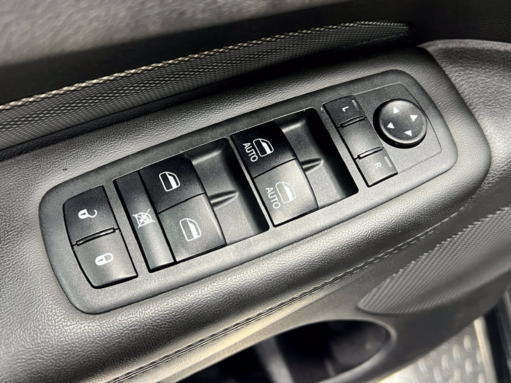 Used 2018 Dodge Durango GT AWD/4WD image 15