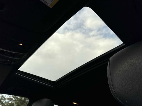 Used 2018 Mercedes-Benz GLE 350 image 16