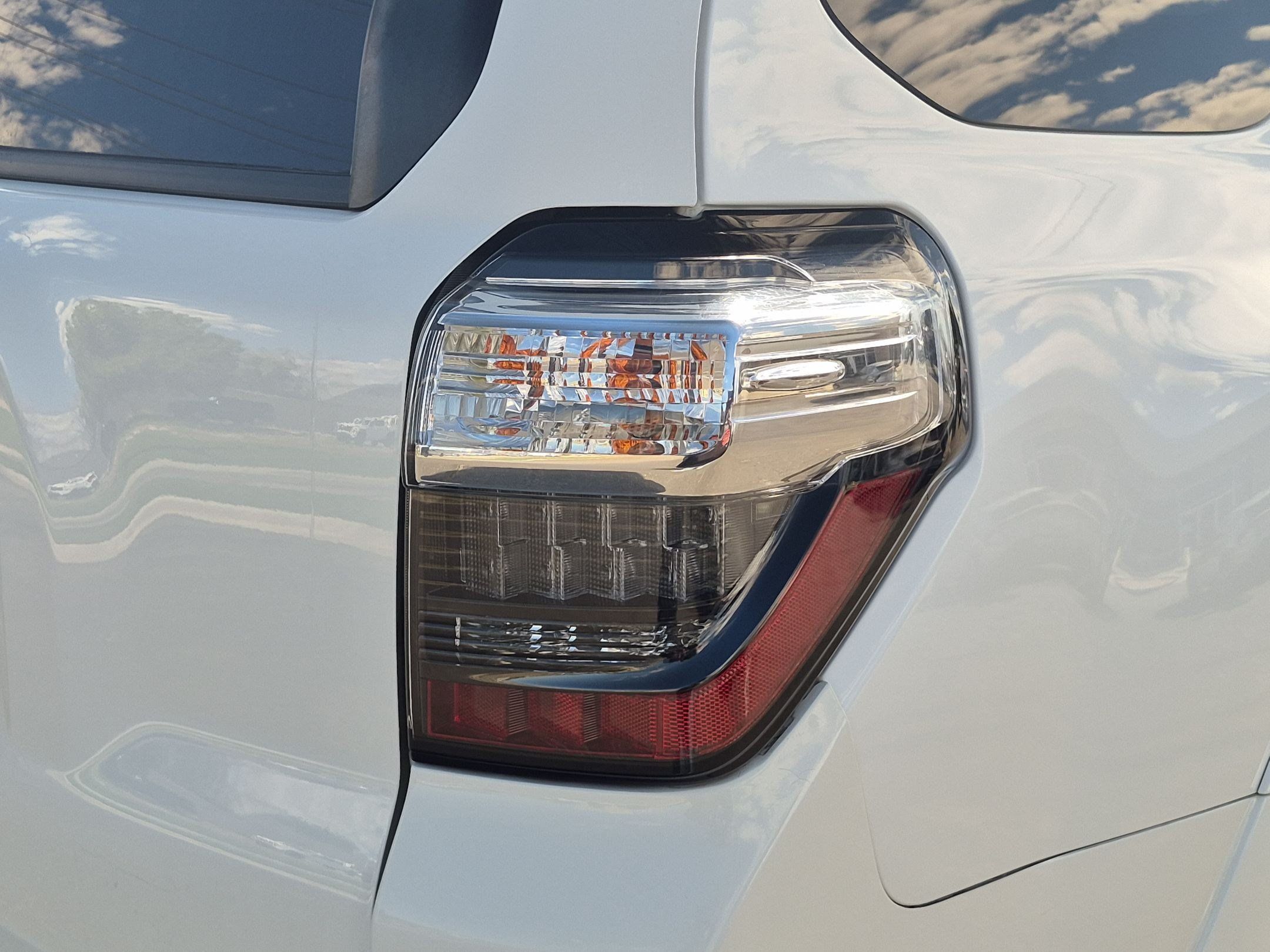 Used 2019 Toyota 4Runner SR5 Premium AWD/4WD image 11