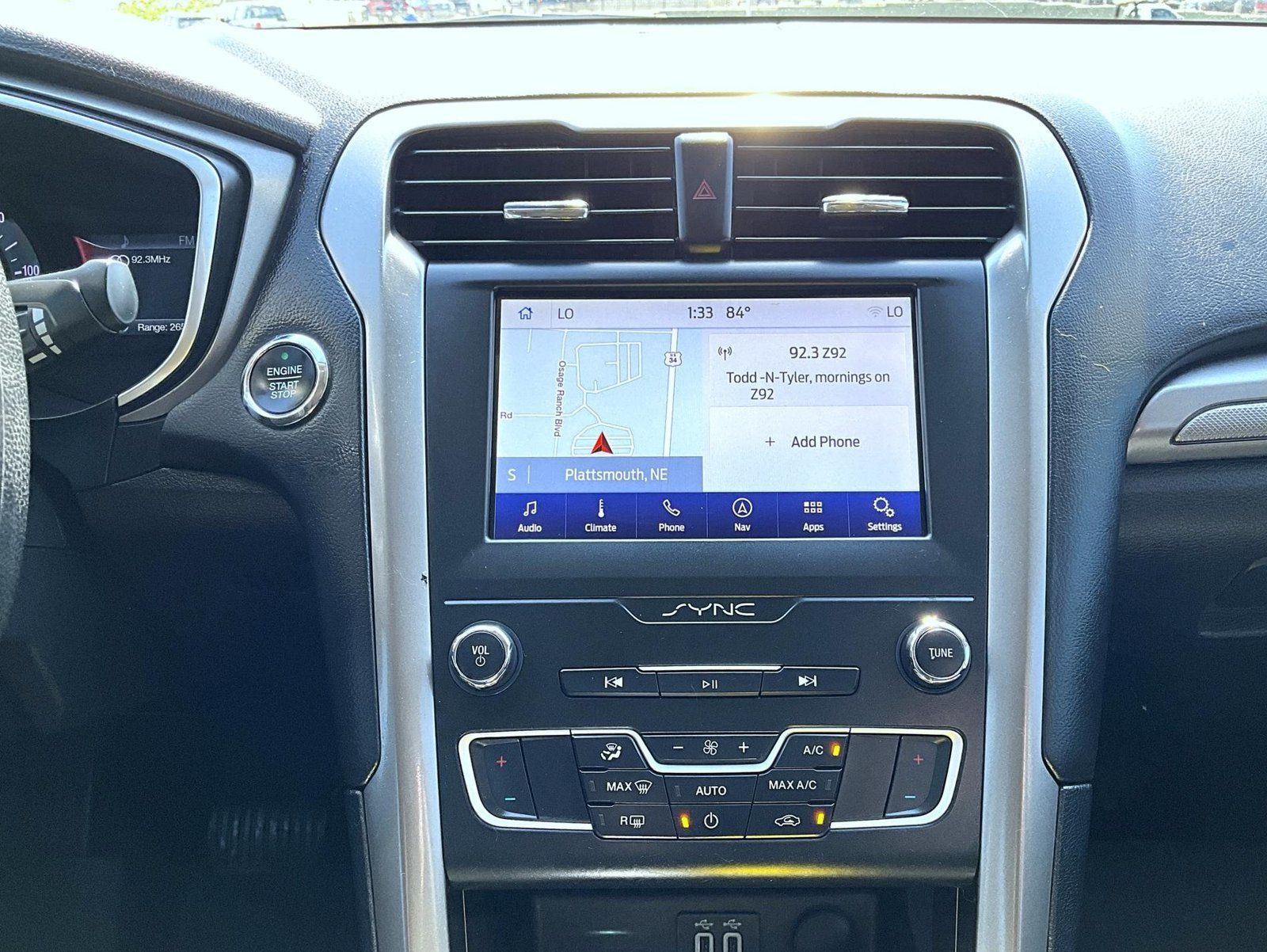 Used 2019 Ford Fusion SE FWD image 15
