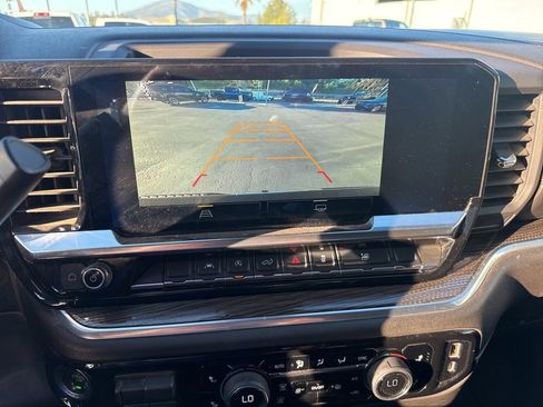 Used 2022 Chevrolet Silverado 1500 LT w/ Max Trailering Package image 19