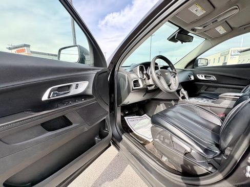 Used 2017 Chevrolet Equinox LS AWD/4WD image 10