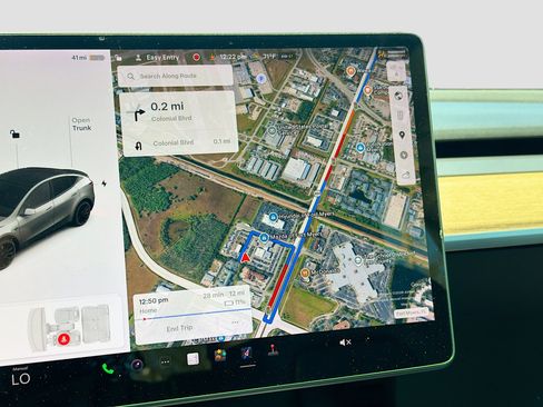 Used 2021 Tesla Model Y Performance image 32