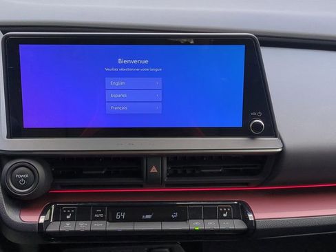 Used 2024 Toyota Prius Prime FWD image 13