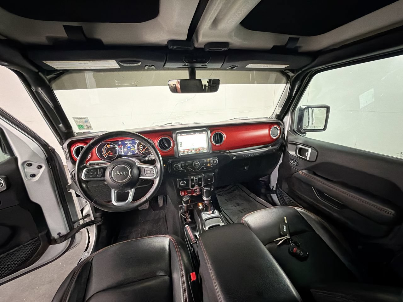 Used 2023 Jeep Wrangler Unlimited Rubicon w/ Cold Weather Group AWD/4WD image 20