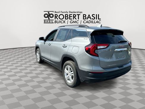 Used 2024 GMC Terrain SLE AWD/4WD image 6