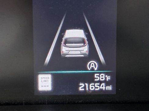 Used 2023 Kia Soul LX w/ LX Technology Package image 30