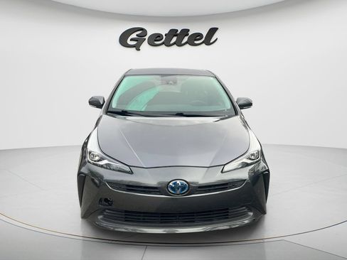 Used 2021 Toyota Prius Limited FWD image 2