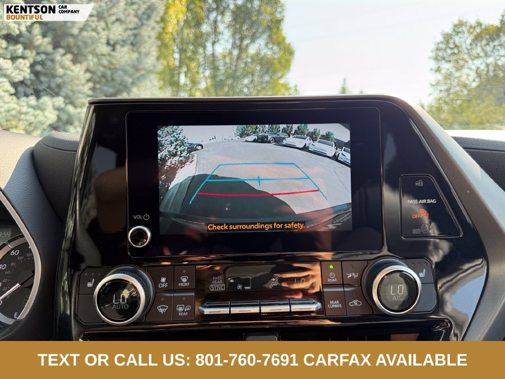 Used 2025 Toyota Highlander XLE AWD/4WD image 24