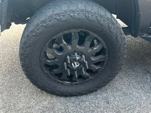 Used 2018 RAM 3500 Tradesman w/ Chrome Appearance Group AWD/4WD image 35