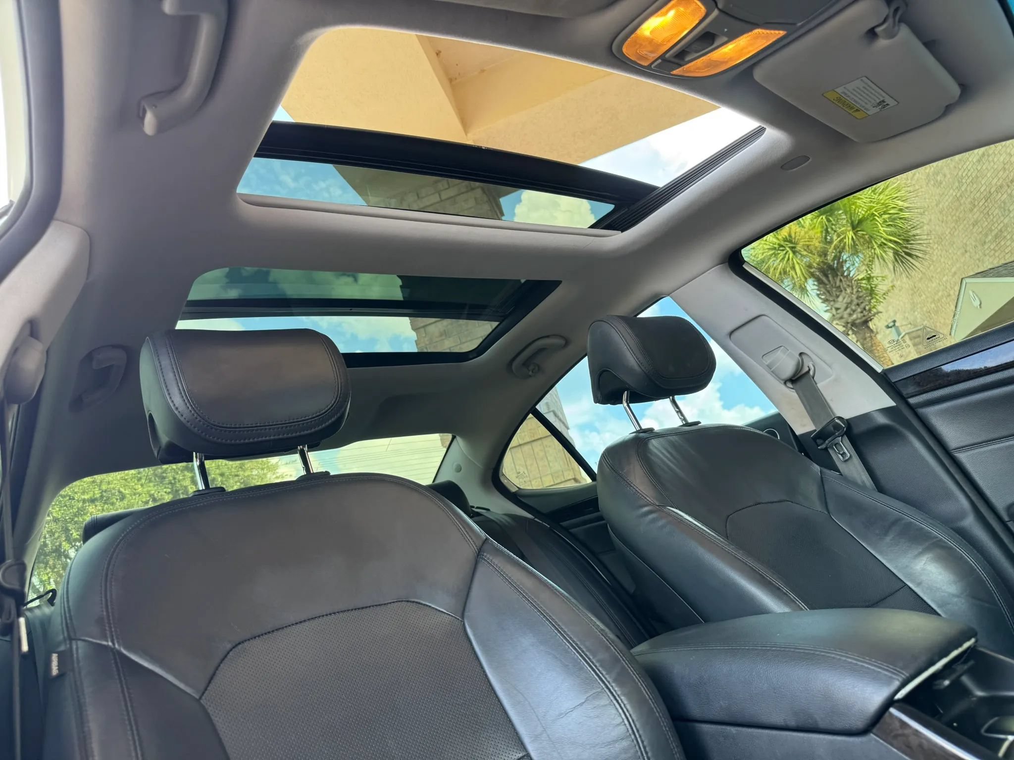Used 2016 Kia Cadenza Premium FWD image 24