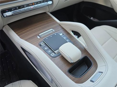 New 2026 Mercedes-Benz GLE 450 4MATIC image 31