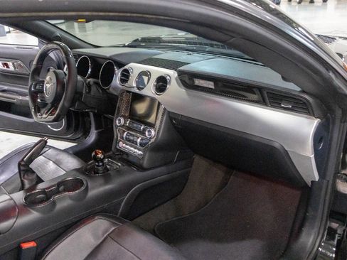 Used 2015 Ford Mustang GT Premium RWD image 29