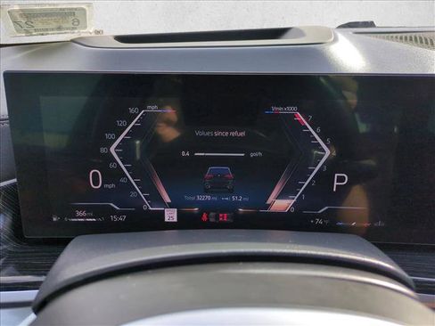 Used 2024 BMW X5 xDrive40i w/ M Sport Package image 11