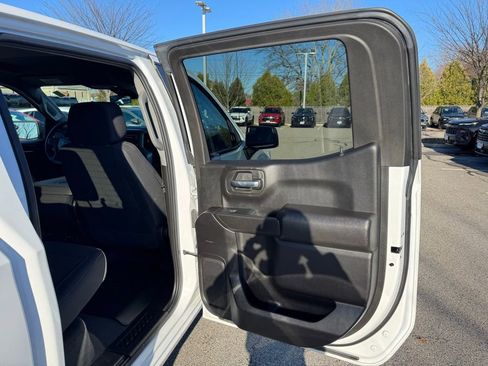 Used 2023 Chevrolet Silverado 1500 Custom w/ Rally Edition image 19