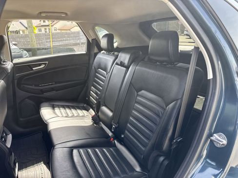 Used 2016 Ford Edge SEL w/ Equipment Group 201A AWD/4WD image 21