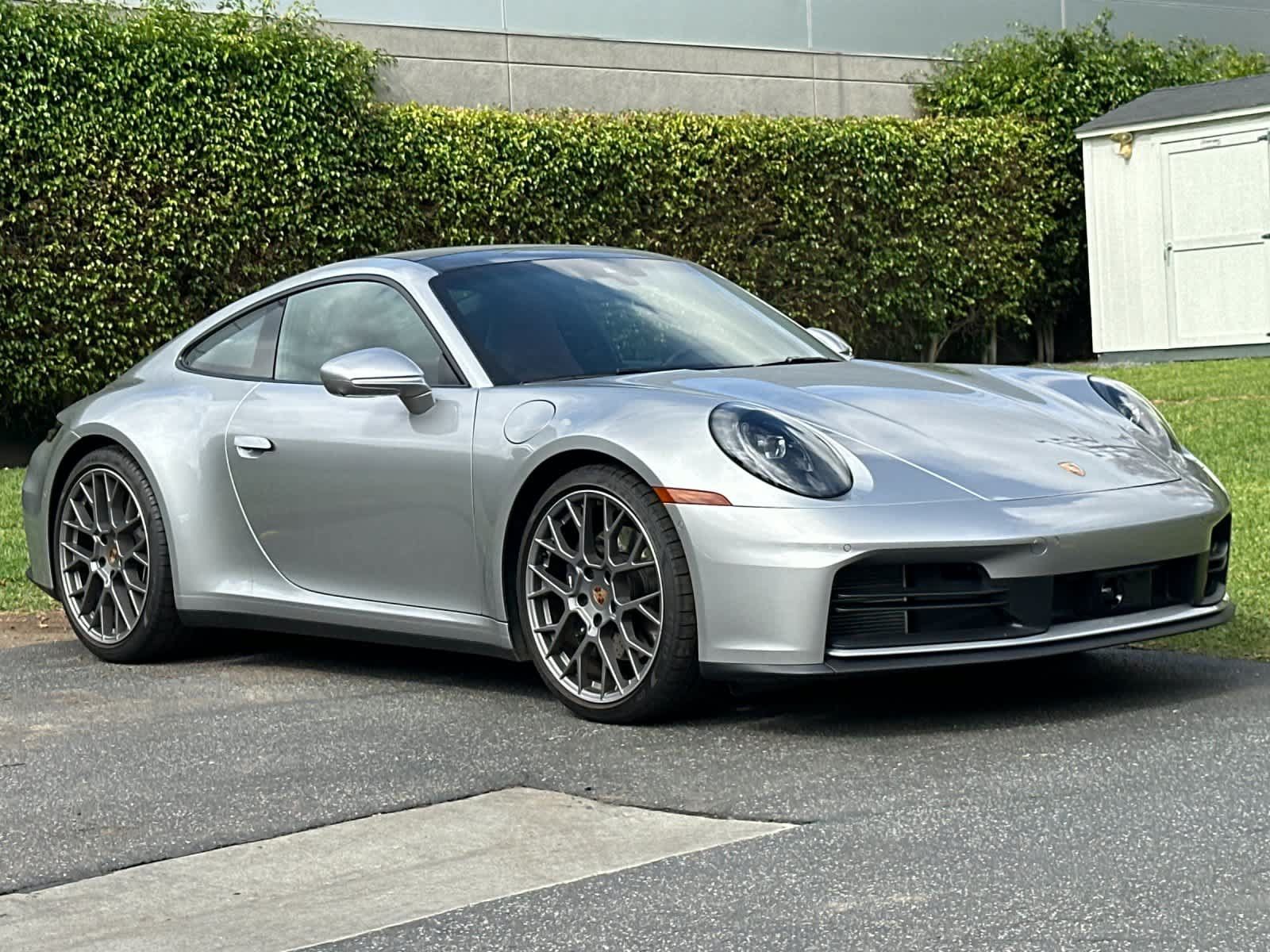 Certified 2025 Porsche 911 Carrera RWD image 10