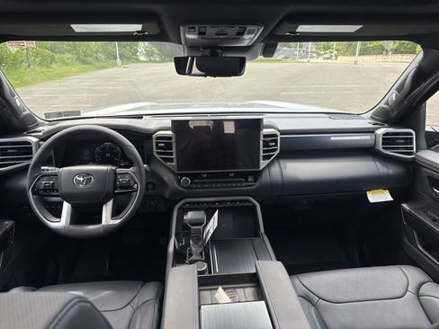 New 2026 Toyota Tundra Platinum AWD/4WD image 17