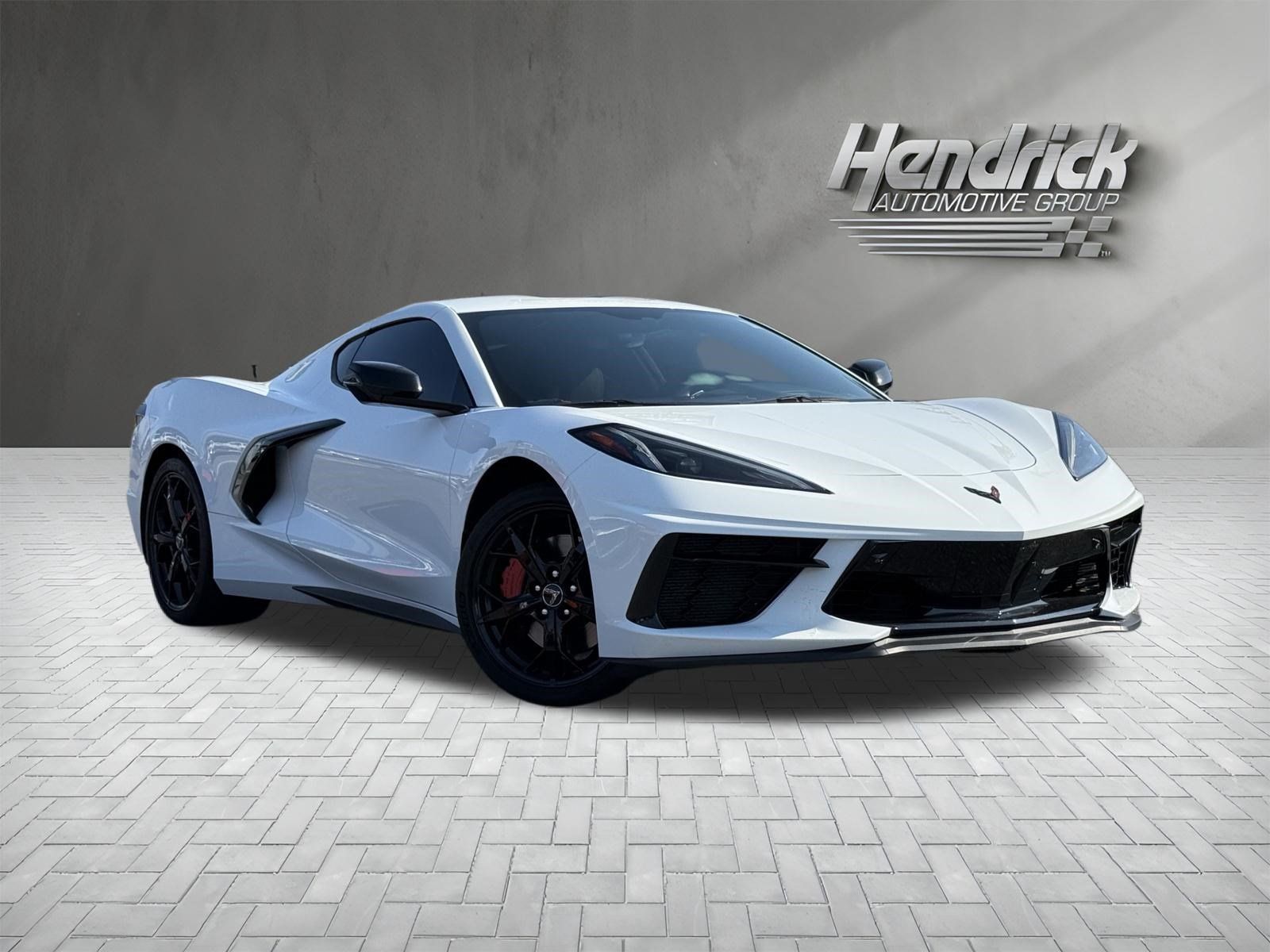 Used 2021 Chevrolet Corvette Stingray Preferred Cpe w/ Z51 Performance Package RWD image 2