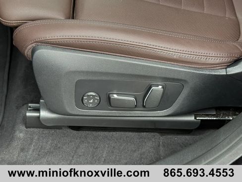 Used 2024 BMW X3 sDrive30i w/ Premium Package w/ZPA RWD image 13
