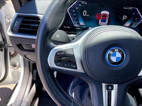 Used 2023 BMW X4 M40i w/ Parking Assistance Package AWD/4WD image 17