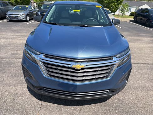 Used 2024 Chevrolet Equinox LS w/ LS Convenience Package image 8