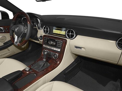 Used 2013 Mercedes-Benz SLK 250 image 15