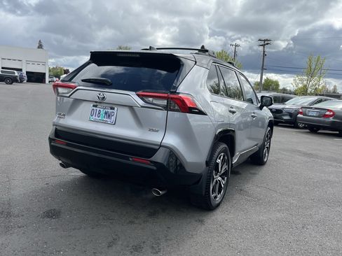 Used 2021 Toyota RAV4 XSE w/ Weather Package image 5