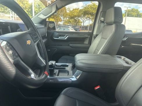 Used 2023 Chevrolet Silverado 1500 LTZ image 14